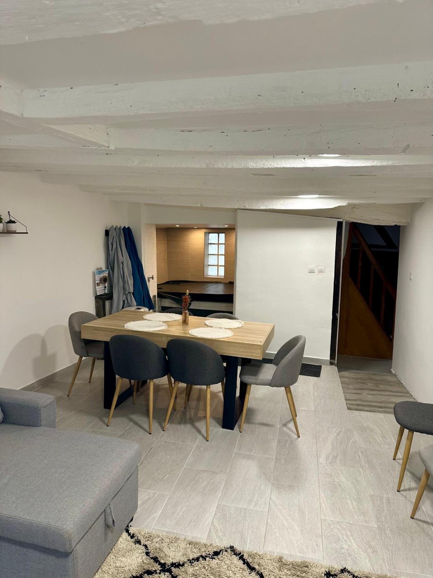 אמבואה Maison Hyper Centre Jacuzzi מראה חיצוני תמונה